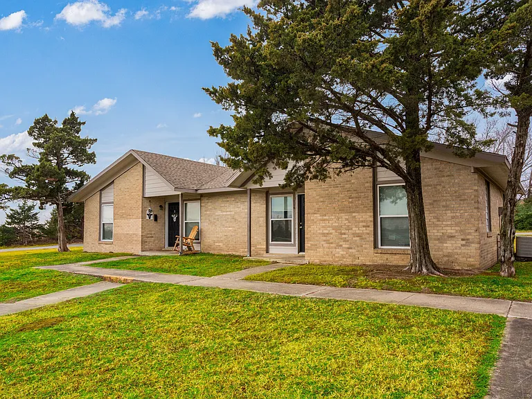 The Residence at Okemah — Photo 17