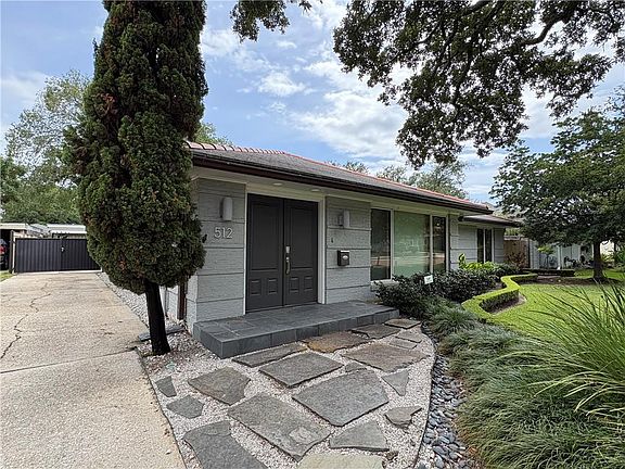 3rd image of 512 Crystal St