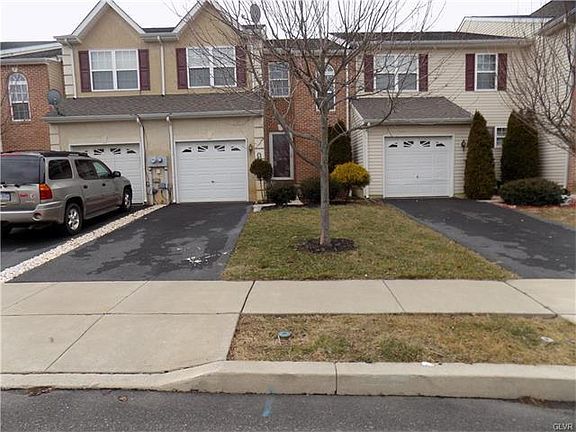 2nd image of 7057 Hunt Dr