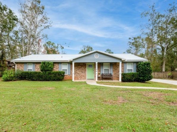 23104 Rochelle Loop
