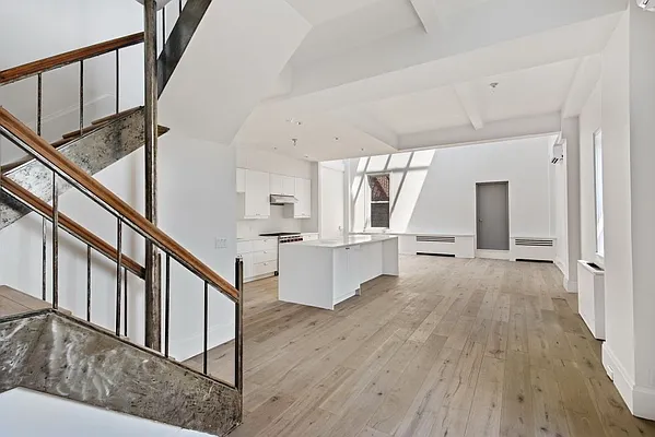 Rented by Compass | media 21