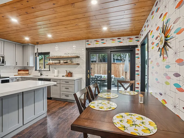25340 Marion Ridge Dr — Photo 12