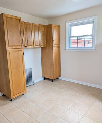 4th image of 46-66 Hollis Court Blvd #3