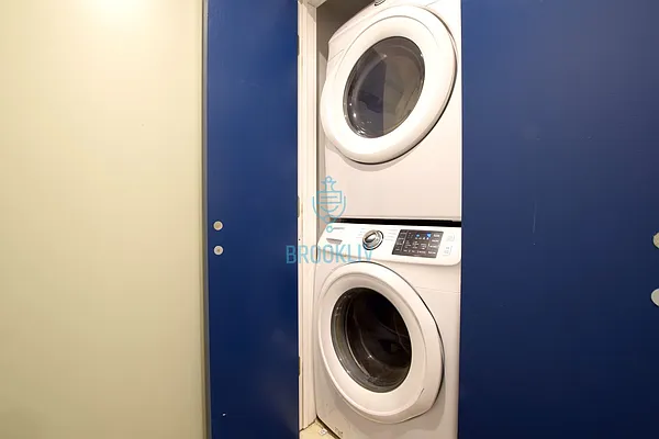 Rented by null | media 53