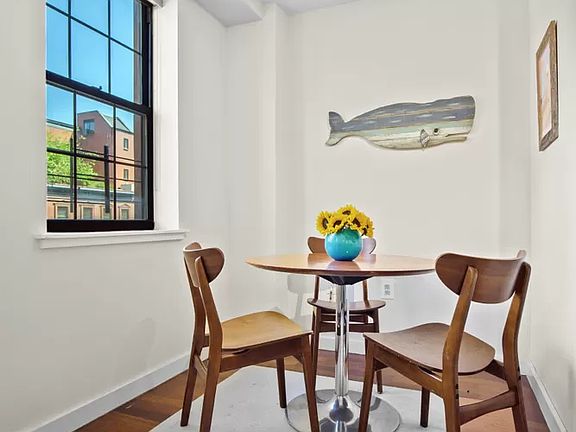 2nd image of 309 W 118th St #4K