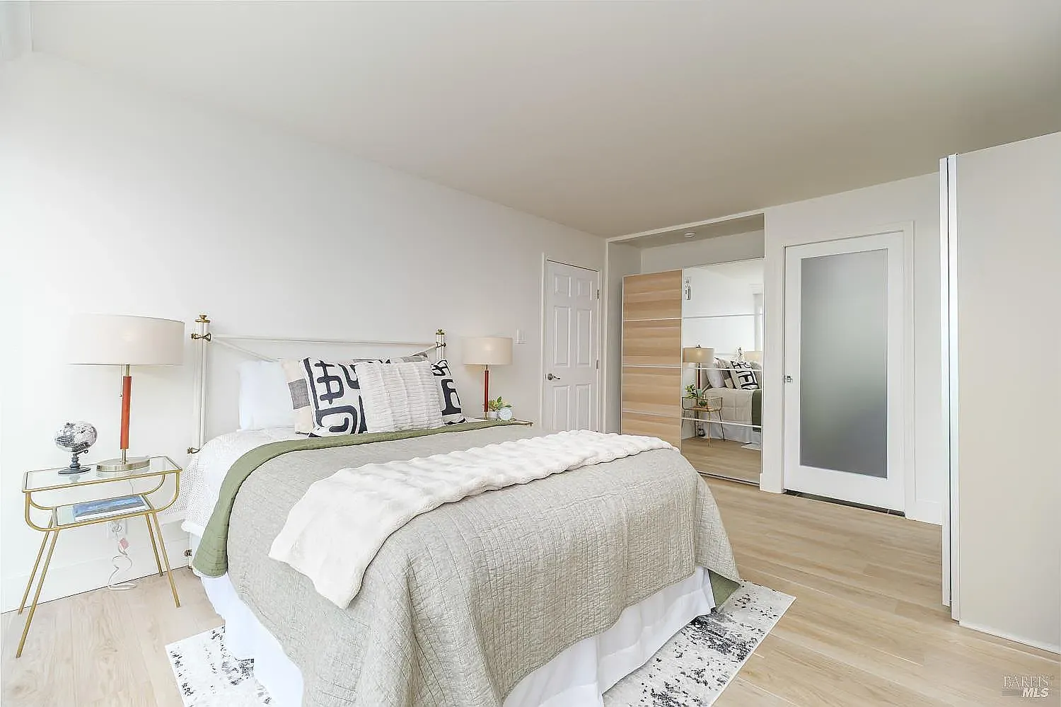 4221 Shelter Bay Ave photo 1
