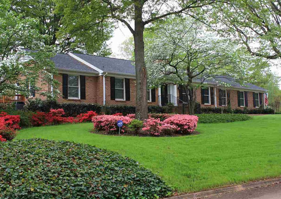 1st image of 905 Wentworth Dr