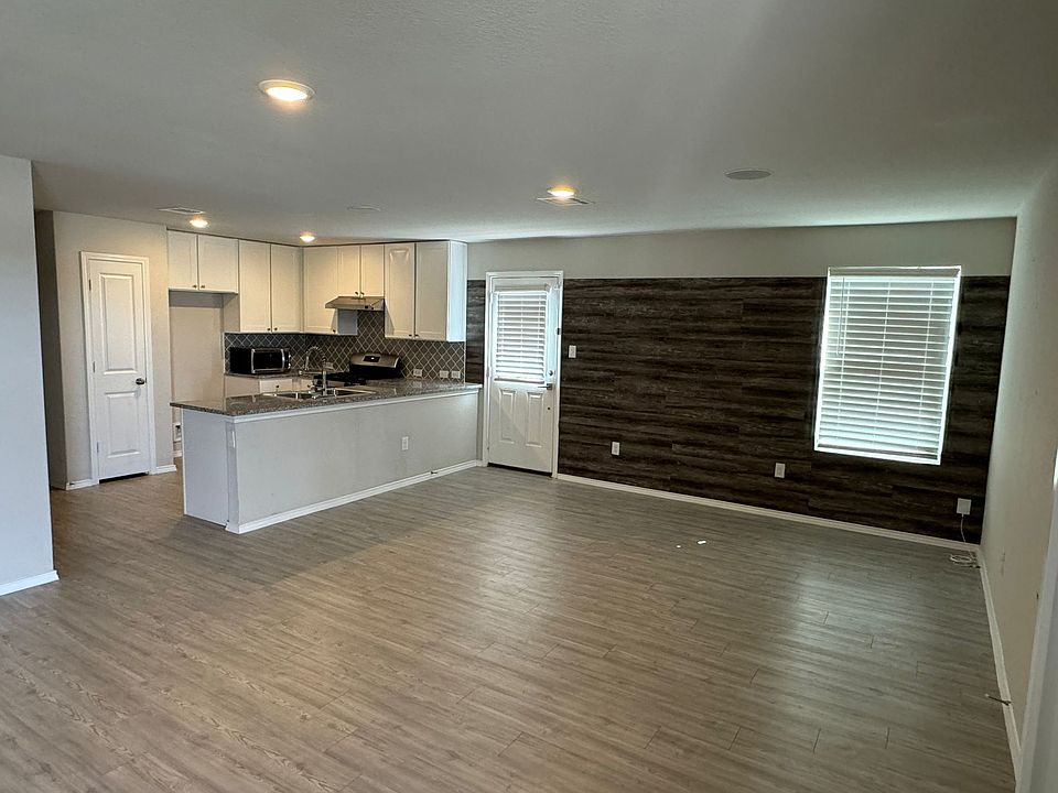 1st image of 4102 Mesa Cv