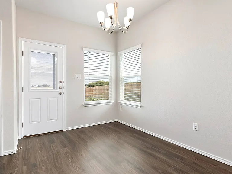 9204 Canyon Bnd #1 — Photo 6