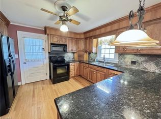 117 E Main St, Jonesville, NC 28642