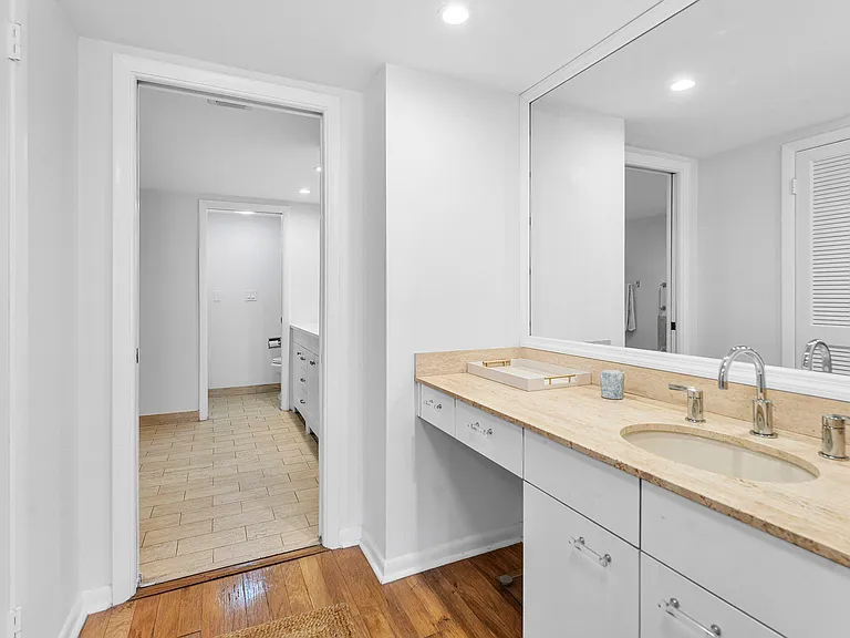 529 S Flagler Dr #6G — Photo 24