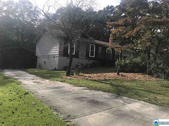 3rd image of 2416 Glenmore Ct
