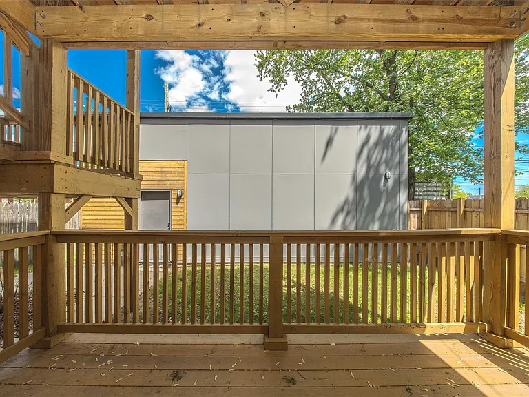 4530 Commonwealth St #1 — Photo 48