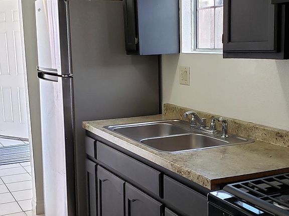3rd image of 11916 Gale Ave #B
