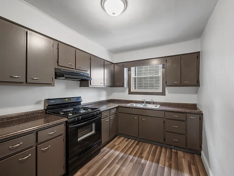 4840 Blackberry Way — Photo 9
