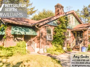 218 Elmore Rd, Pittsburgh, PA 15221