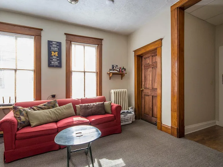 158 Prospect Ave NE #3 — Photo 7