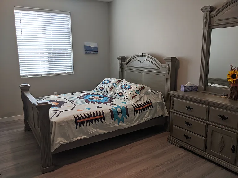 4th bedroom, end of hallway