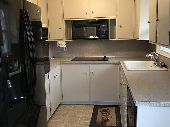 4th image of 7722 Richmond Dr