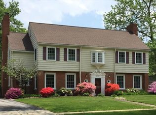 2739 Green Rd, Shaker Heights, OH 44122