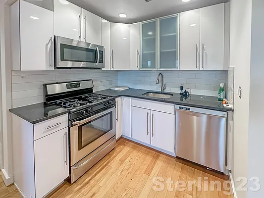 Rented by Sterling Realty Solution Inc | media 1