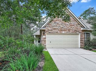 35 Wintergreen Trl, Spring, TX 77382