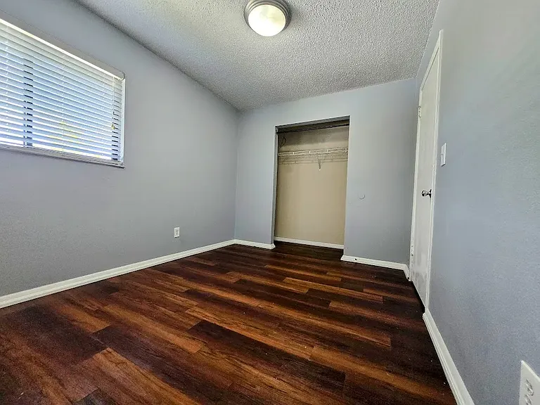 37218 Majestic Oak Ct #37218 — Photo 19
