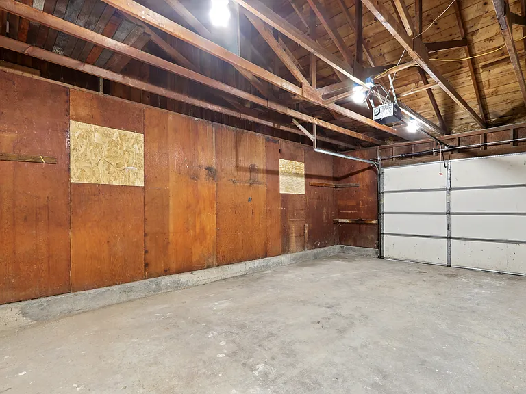 714 Bethume Ct — Photo 24