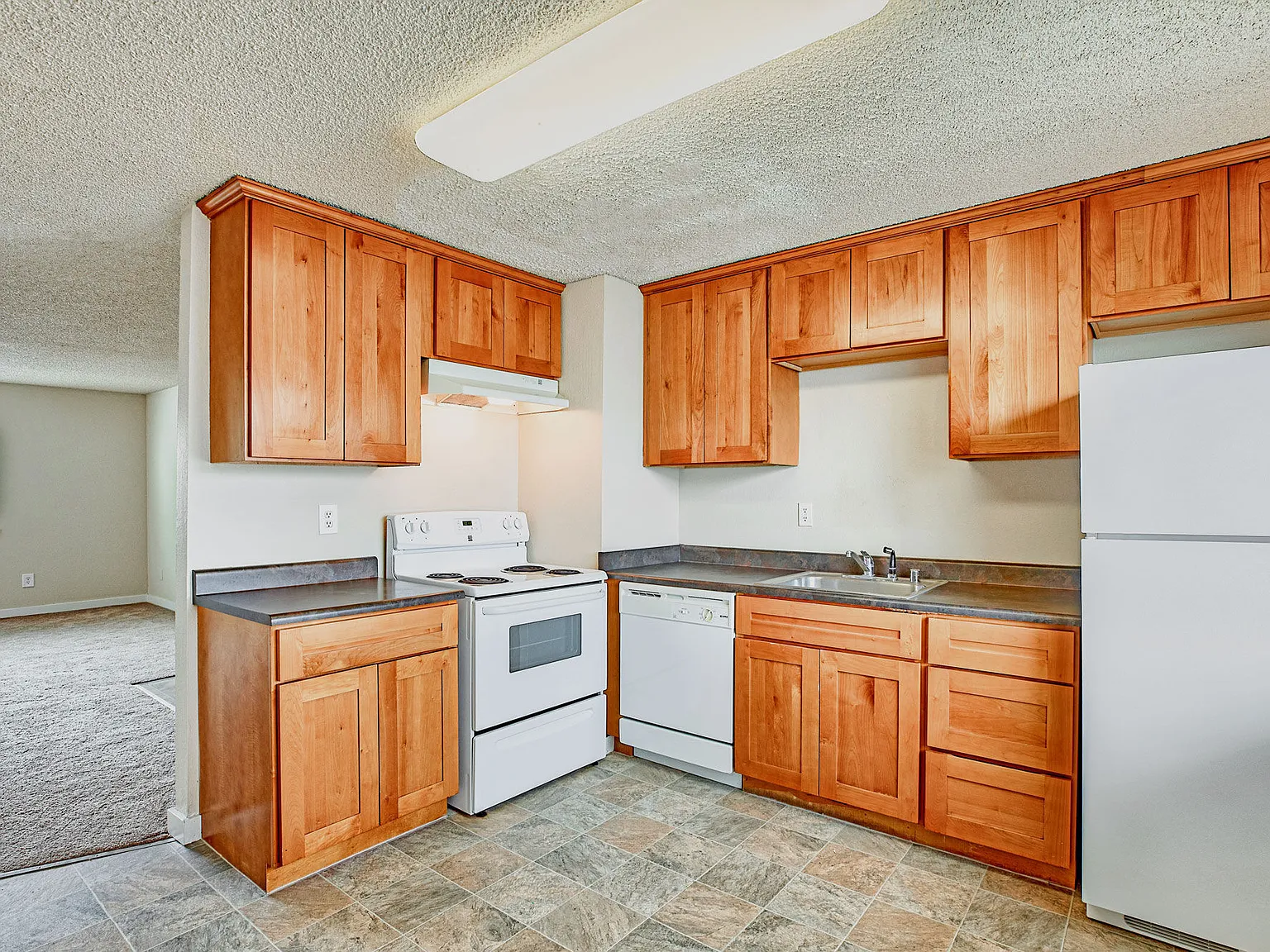 Arbor Place Apartments — Photo 1