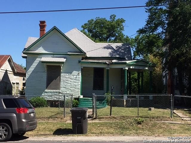 1st image of 1221 Wyoming St