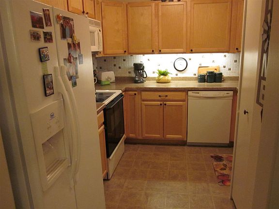 5th image of 2929 Sunnyside 229b Dr