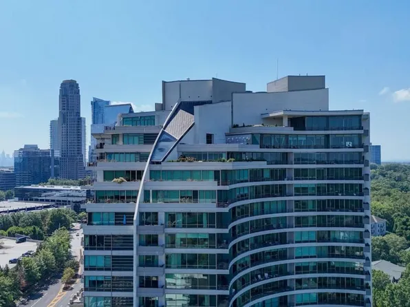 700 Park Regency Pl NE APT 1907, Atlanta, GA 30326