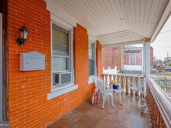 2nd image of 912 Ridge Ave