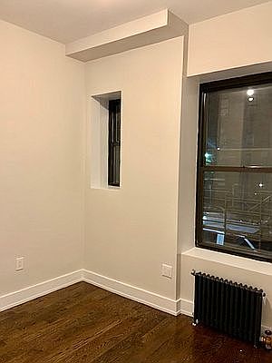 5th image of 901 Washington Ave #6R