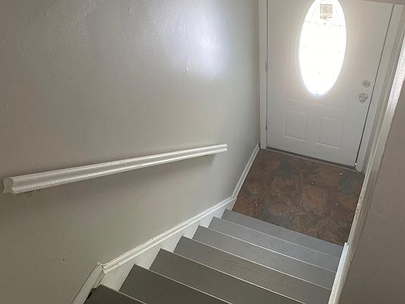 2nd image of 95 Tremont Ave Floor 2