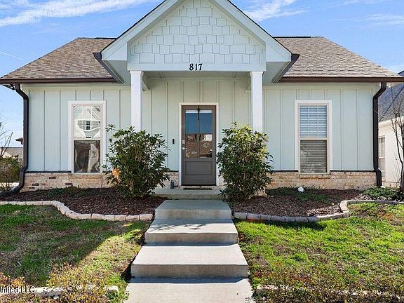 5th image of 817 Long Leaf Circ