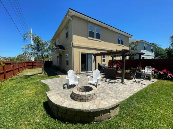 1084 7th St S, Jacksonville Beach, FL 32250