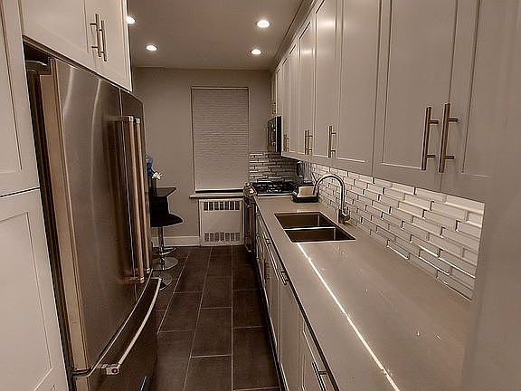 5th image of 1119 Ocean Pkwy APT 4M
