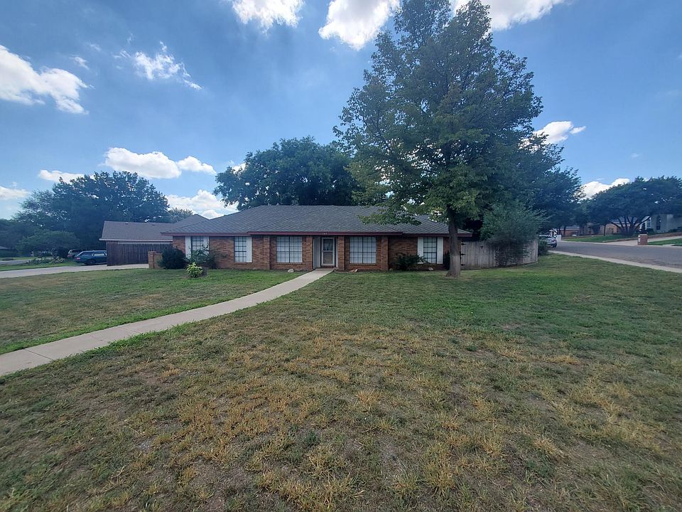 1st image of 103 Hunsley Hills Blvd