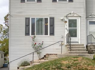 214 White Dogwood Dr, Etters, PA 17319