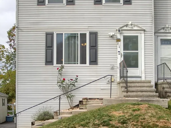 214 White Dogwood Dr, Etters, PA 17319