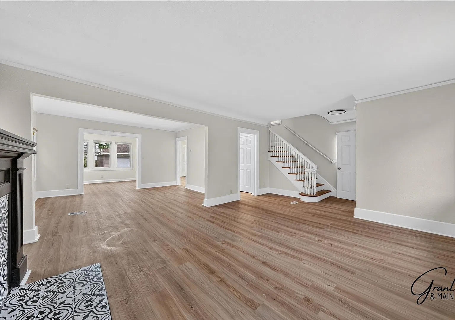 $1850 4 bedrooms — Photo 3