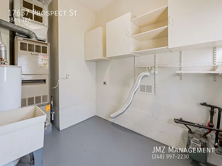 17637 Prospect St — Photo 20