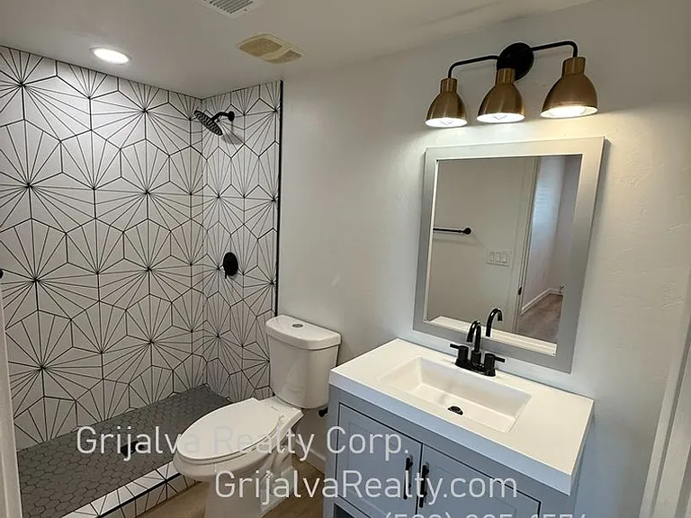 2924 Winstel — Photo 9