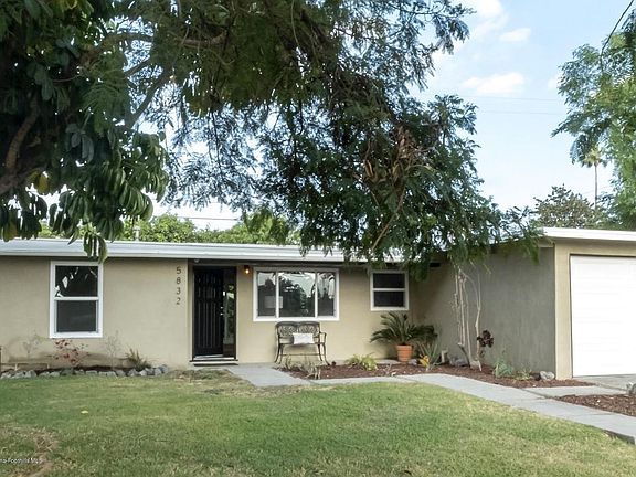 2nd image of 5832 Glenfinnan Ave