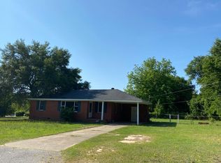 5402 Oakcrest Rd, Sumter, SC 29154