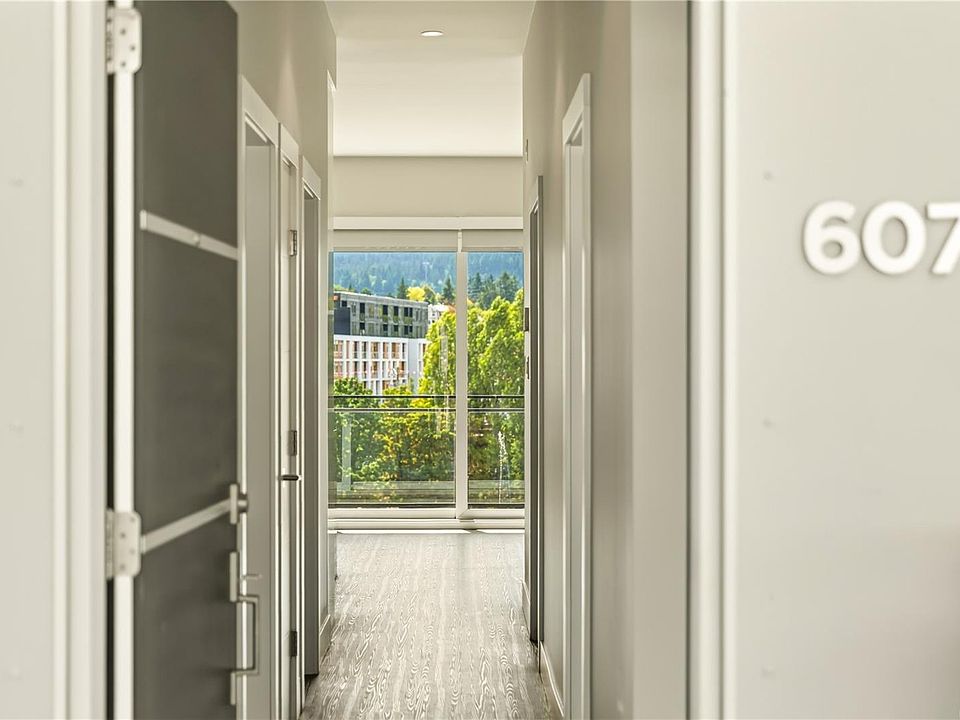 1st image of 91 Chapel St #607