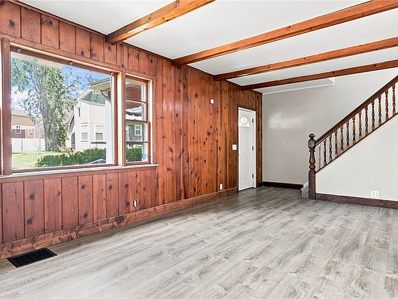 4th image of 45 Ringle St