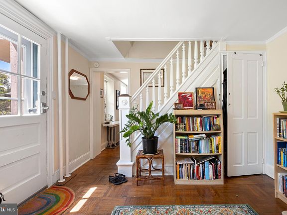 2nd image of 55 E Mermaid Ln