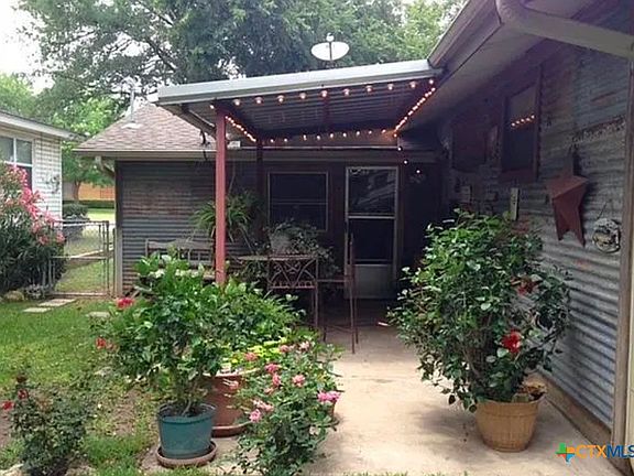 2nd image of 2418 Osage Rd